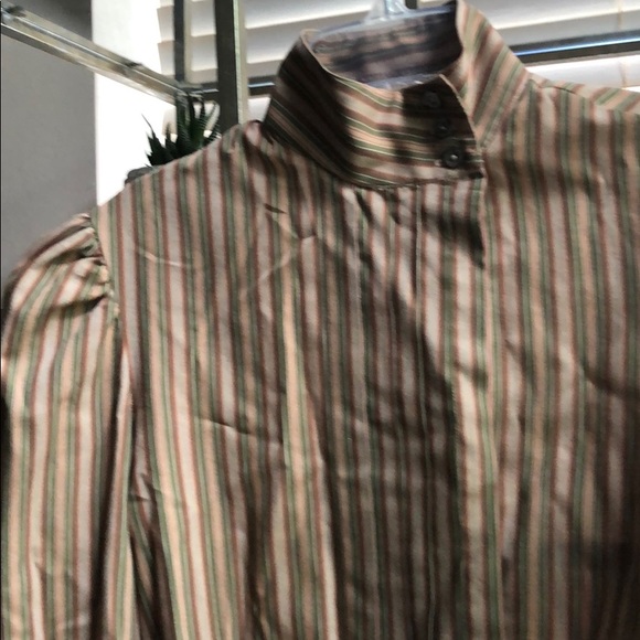 Retro Lord and Taylor 70s/80s office wear blouse - Picture 2 of 4